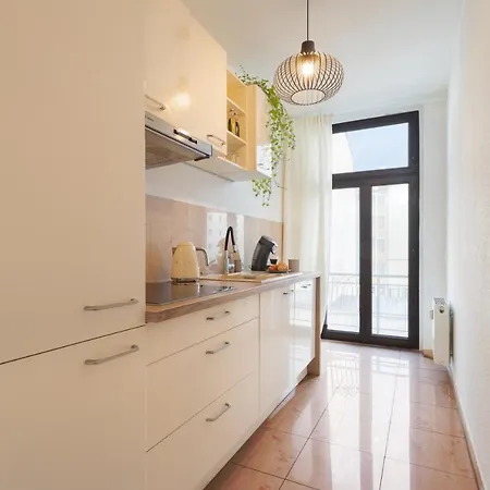 Ruhige In Zentraler Lage - Quiet Flat In A Location *