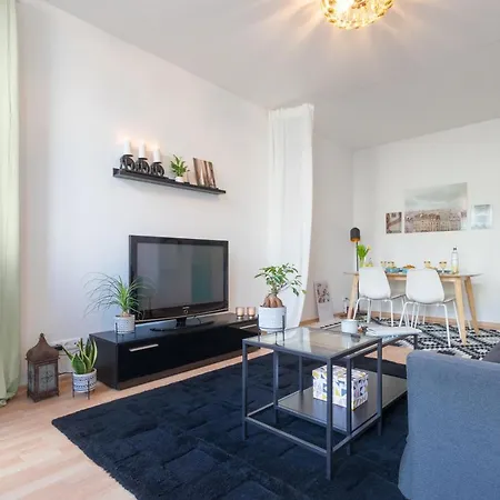 Ruhige In Zentraler Lage - Quiet Flat In A Location Apartament Magdeburg