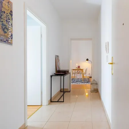 Ruhige In Zentraler Lage - Quiet Flat In A Location 마그데부르크