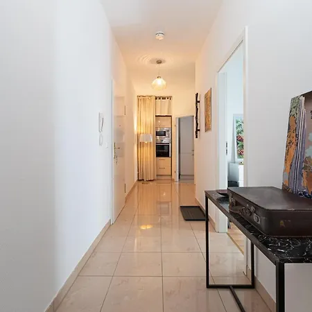 Ruhige In Zentraler Lage - Quiet Flat In A Location * Magdeburg