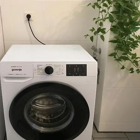 Ruhige In Zentraler Lage - Quiet Flat In A Location Apartment