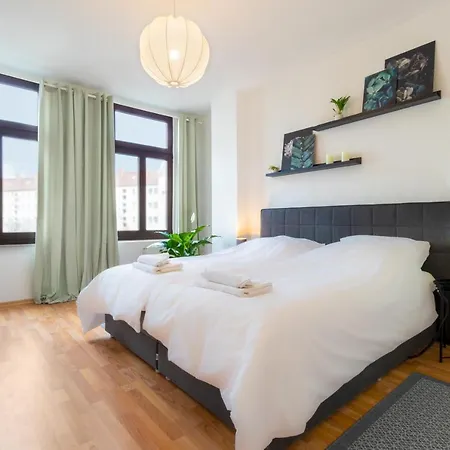 Ruhige In Zentraler Lage - Quiet Flat In A Location Appartement