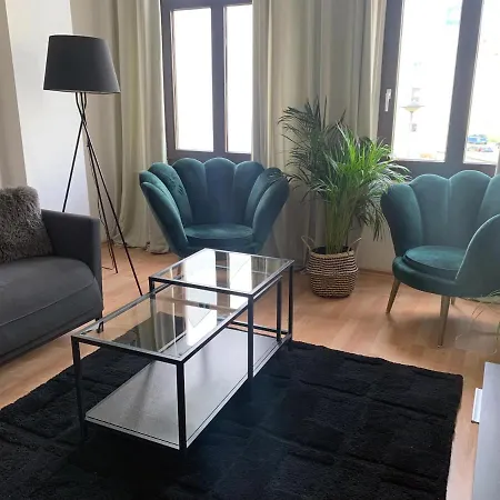 Appartement Ruhige In Zentraler Lage - Quiet Flat In A Location Maagdenburg